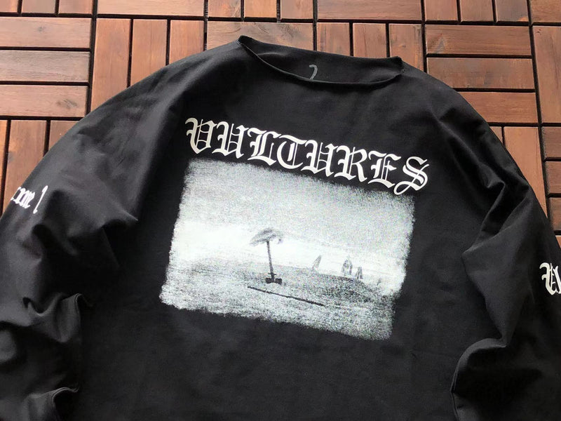 YEEZY Vultures Crewneck Black